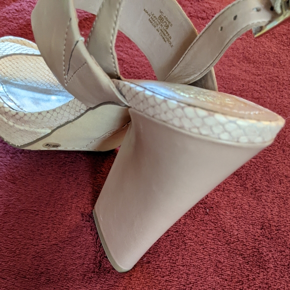 Vince Camuto Womens Ashes Lt Biege Combo Strappy Platform Sandals. 8M. NIB. - Picture 8 of 13